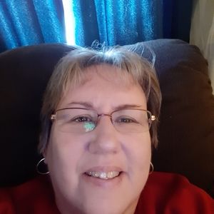 Meet your Posher, Gina